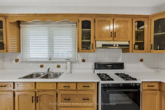 Additional image 15 of 109 Westhampton Dr