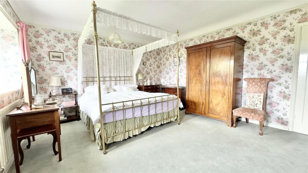 Additional image 38 of Links Hey Road, Wirral, Merseyside, CH48