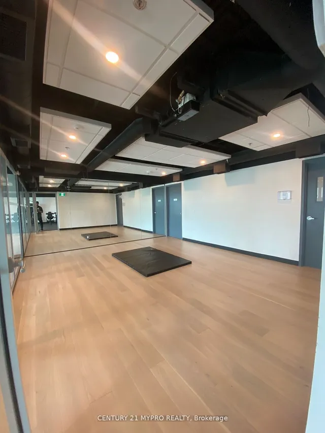 Additional image 16 of 60 Frederick St Unit 901