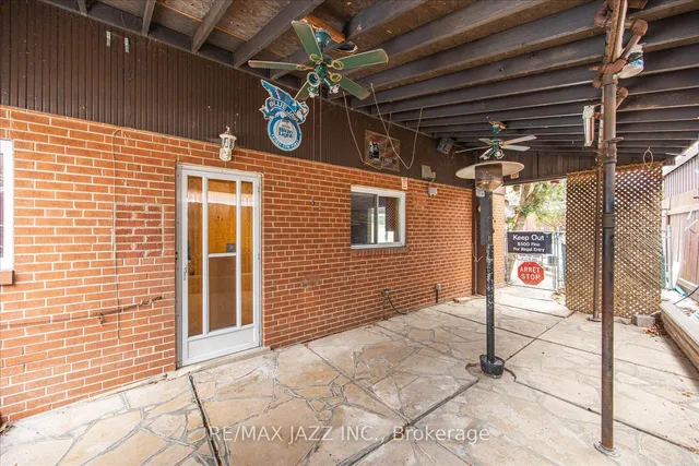 Additional image 22 of 55 Madras Cres