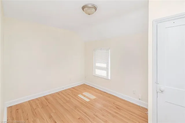 Additional image 30 of 62 Francis St