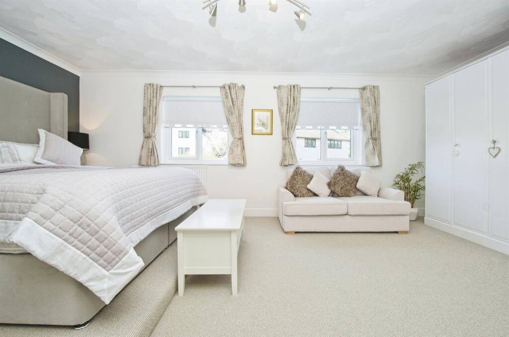 Additional image 21 of Darren View, Maesteg