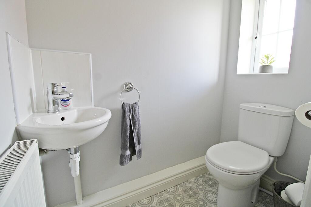 Additional image 9 of Nant-y-fron, Tonyrefail, Porth, Rhondda Cynon Taff. CF39 8HZ