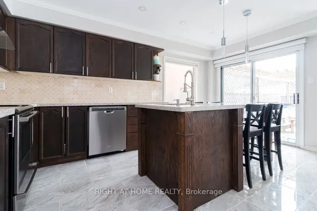 Additional image 11 of 5140 Oakley Dr