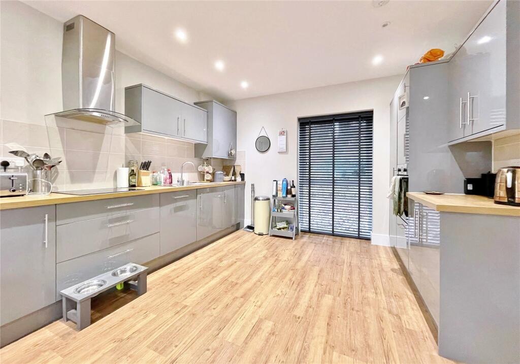 Additional image 4 of Goring Road, Goring-by-Sea, Worthing, West Sussex, BN12