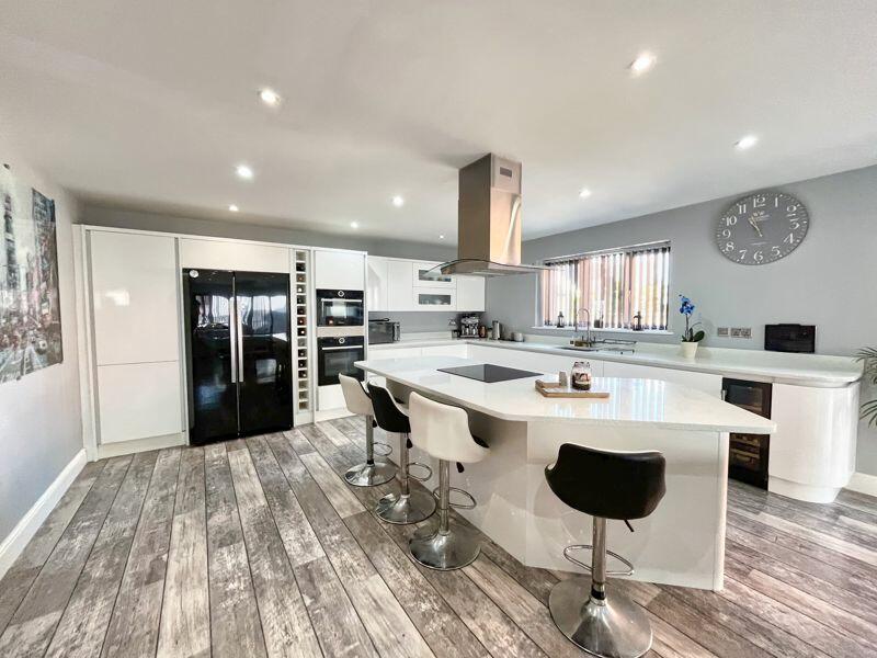 Additional image 5 of 10 Abergarw Meadow, Brynmenyn, Bridgend, CF32 8YG