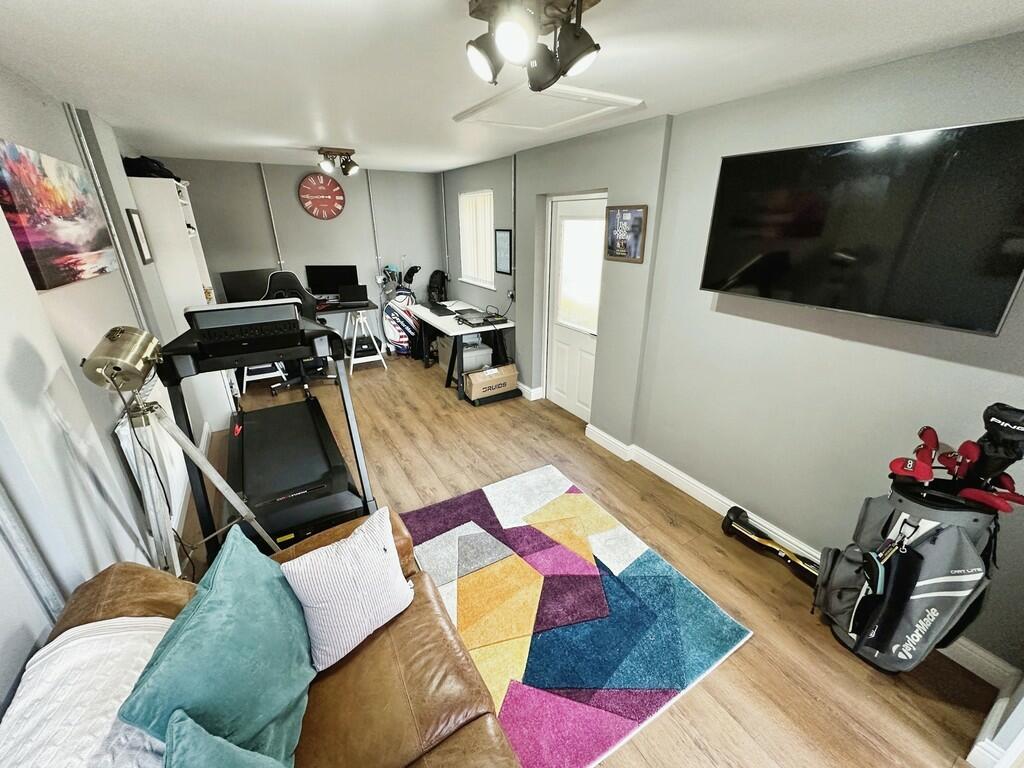 Additional image 19 of Brambling Crescent, Penallta, Hengoed