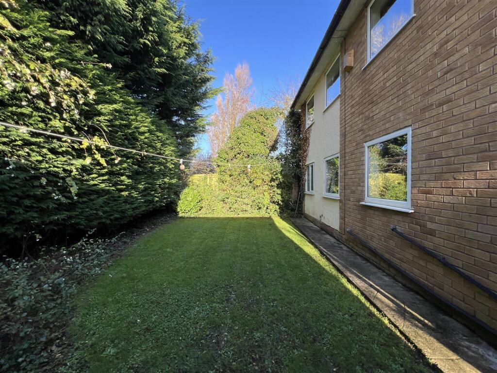 Additional image 29 of Marlfield Lane, Barnston, Wirral