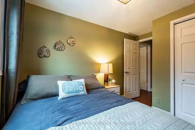 Additional image 21 of 371 Knightsbridge Cres