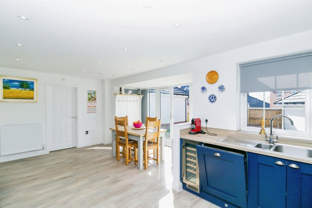 Additional image 4 of Rhodfa'r Hurricane, St. Athan, Barry