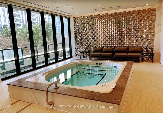 Additional image 12 of 585 BLOOR St Unit 1118