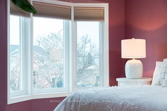 Additional image 18 of 22 Beachgrove Cres