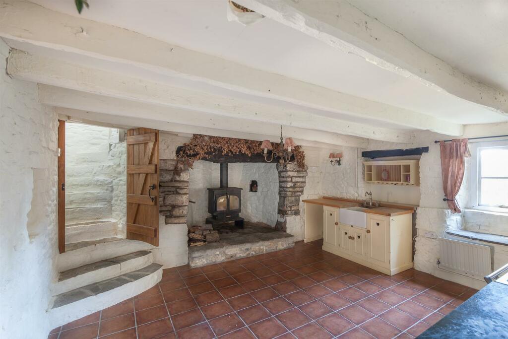 Additional image 5 of Old Village Farmhouse, Bonvilston, Cardiff