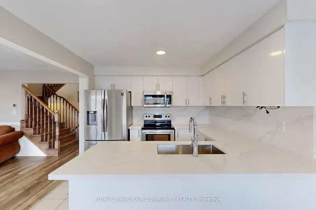 Additional image 14 of 1140 Duignan Cres