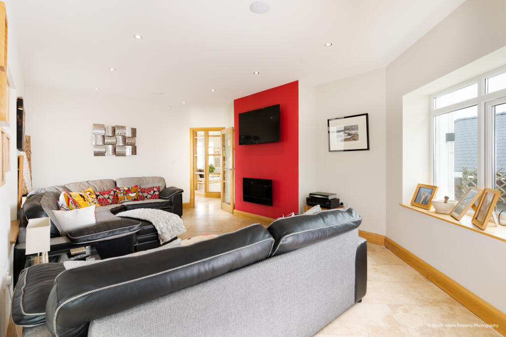 Additional image 15 of SPRINGFIELD AVENUE, PORTHCAWL, CF36 3LB
