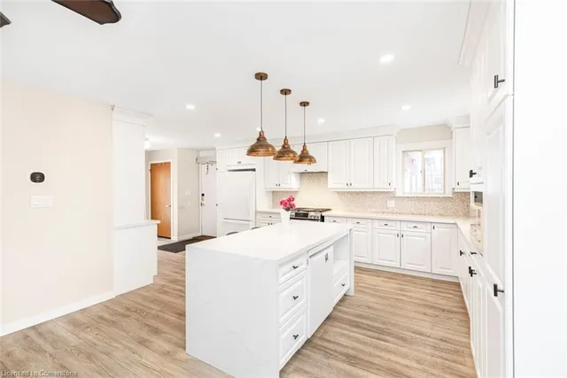 Additional image 13 of 520 Anson Dr