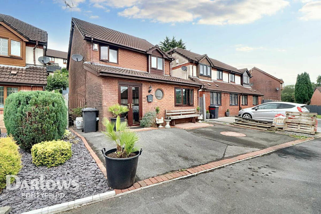 Additional image 39 of Ynys Hir, Pontypridd