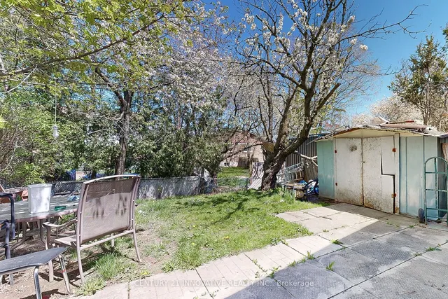 Additional image 38 of 18 Lowry Sq