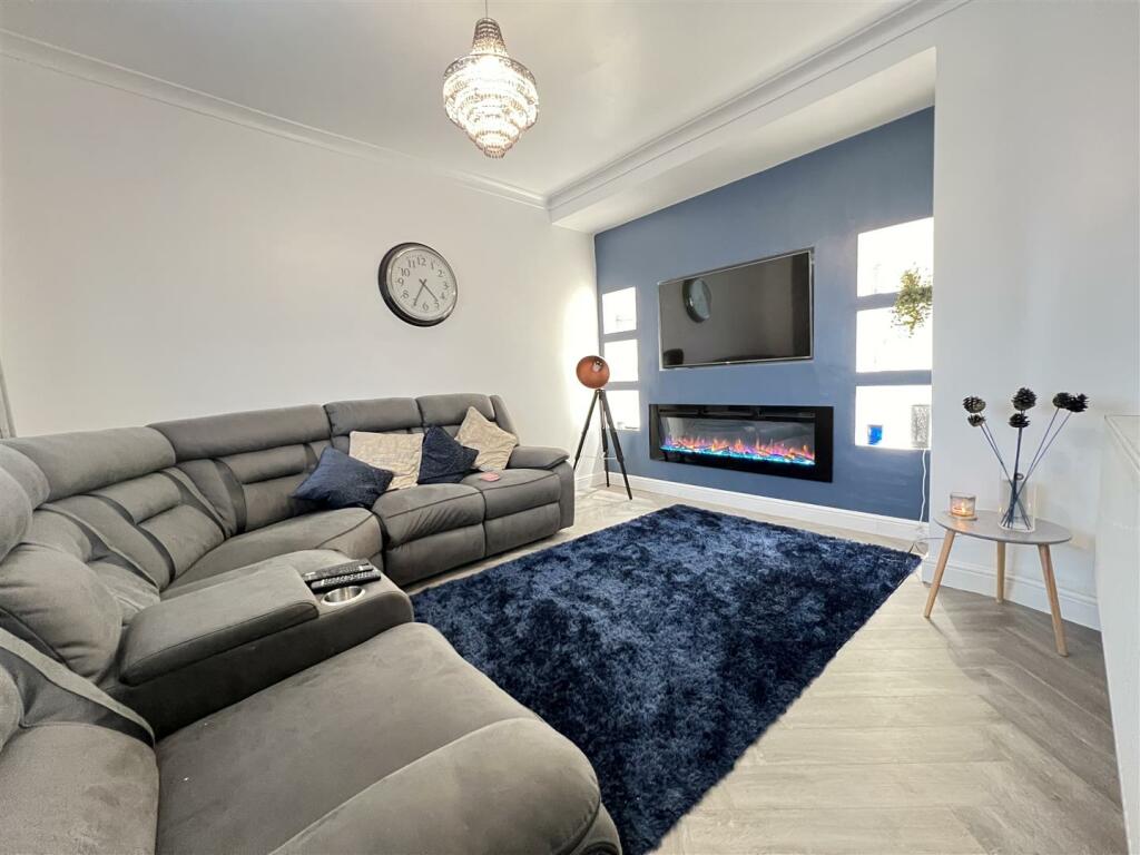 Additional image 2 of Tudor Avenue, Hirwaun, Aberdare