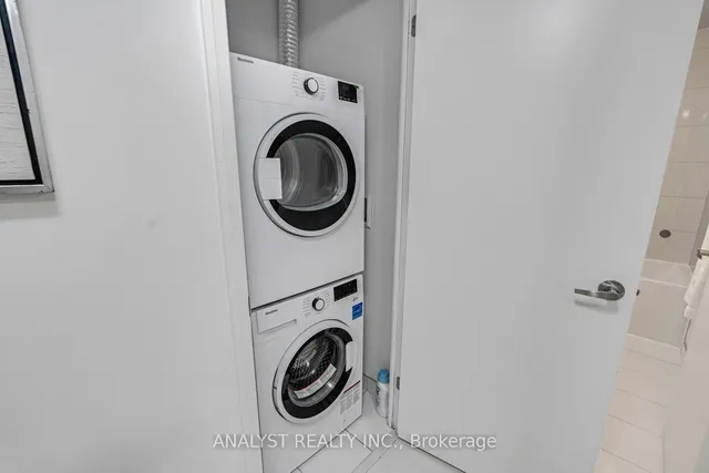 Additional image 25 of 10 Gibbs Rd Unit 717