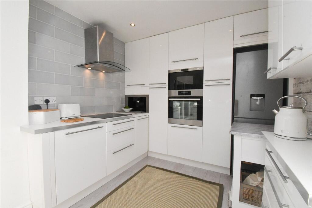 Additional image 10 of Grove Avenue, Heswall, Wirral