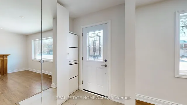 Additional image 4 of 726 Eglinton Ave