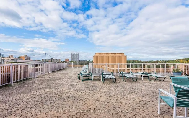 Additional image 32 of 350 Lonsdale Rd Unit 102