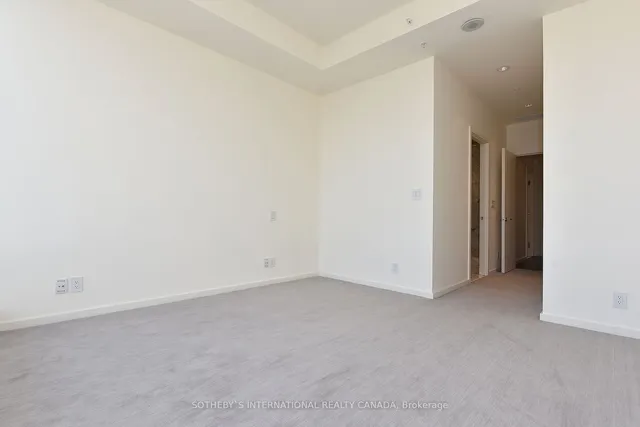 Additional image 24 of 180 University Ave Unit 5303