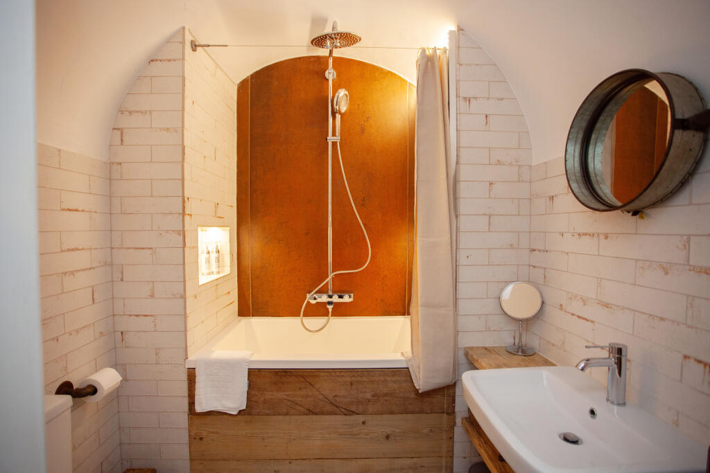 Additional image 5 of Royal York Crescent, Bristol, BS8