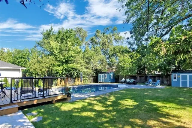 Additional image 27 of 1025 Plains View Ave