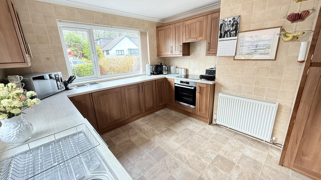 Additional image 3 of Cliff Road, Worlebury, Weston-super-Mare