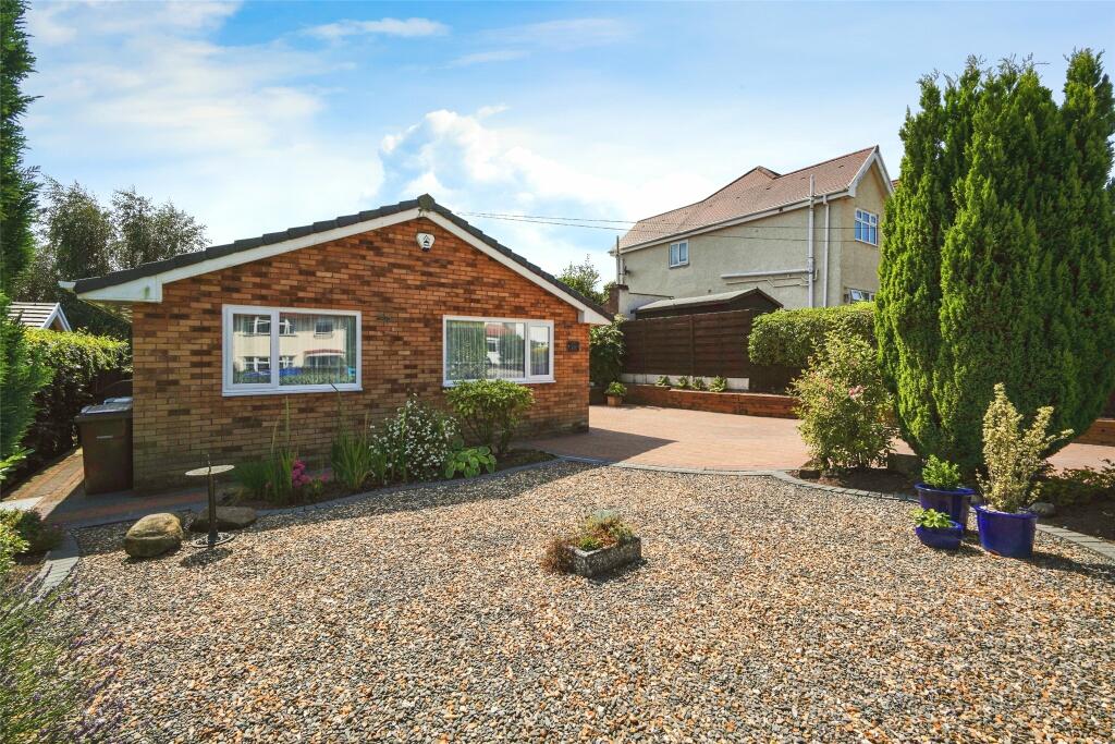 Primary image of Holmwood Avenue, Barnston, Wirral, CH61