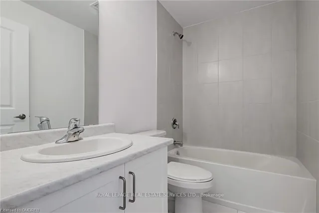 Additional image 17 of 450 Dundas St Unit 905