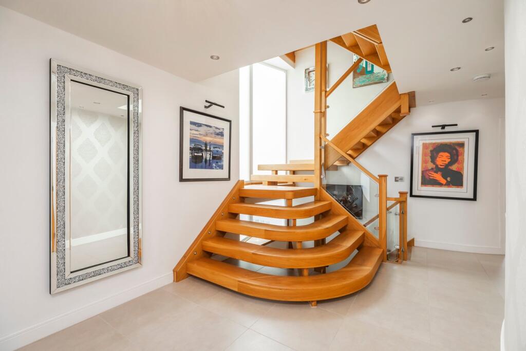 Additional image 36 of Clifton Road, Lower Parkstone, BH14