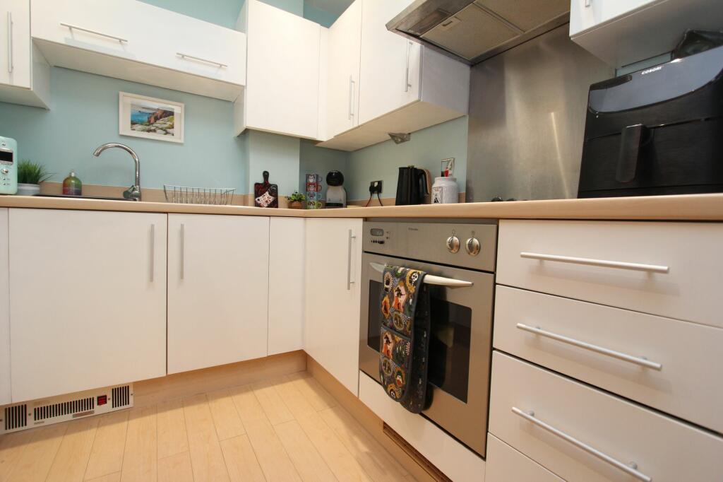 Additional image 9 of Glanfa Dafydd, Barry, CF63