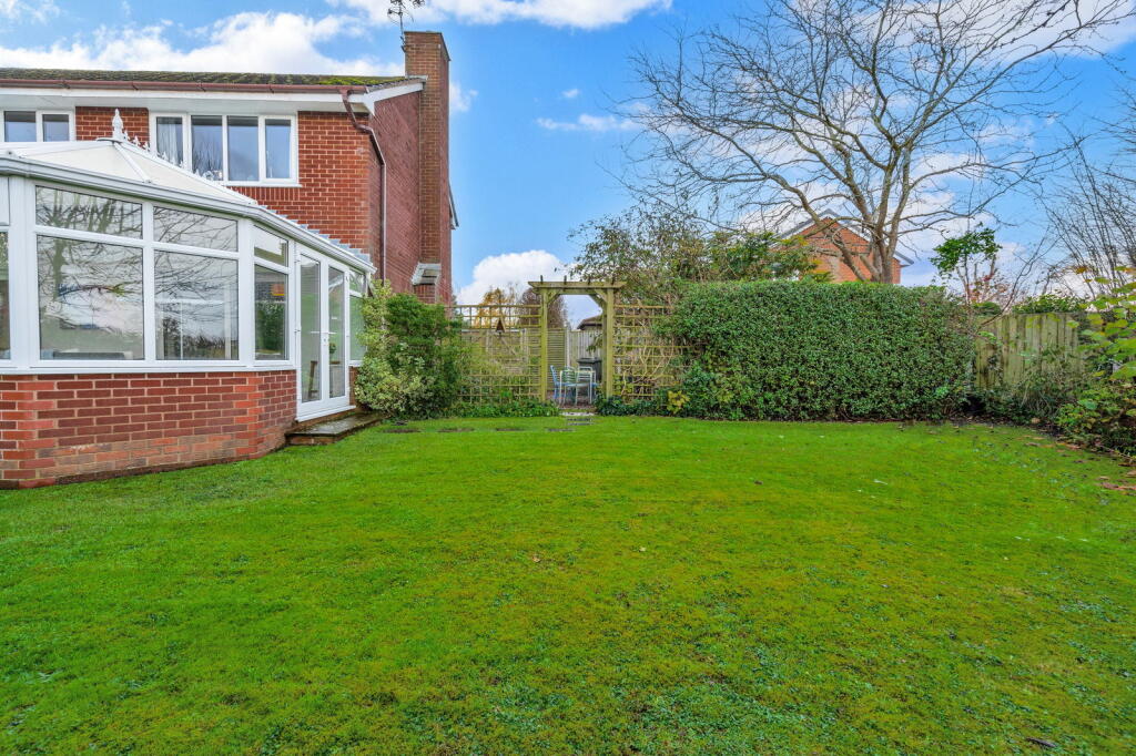 Additional image 38 of Willow Lea, Mollington, Chester, Cheshire