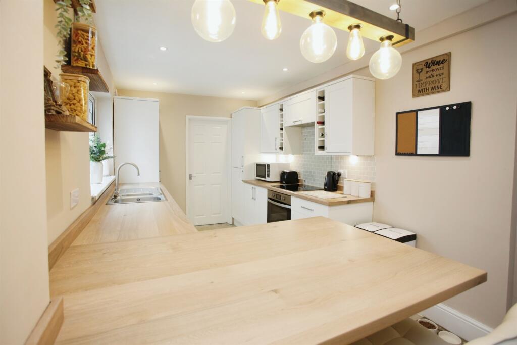 Additional image 8 of Gelligaer Road, Cefn Hengoed, Hengoed