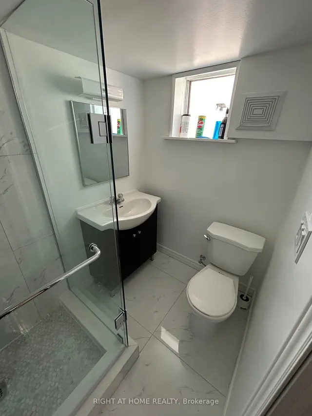 Additional image 17 of 50 Moore Park Ave