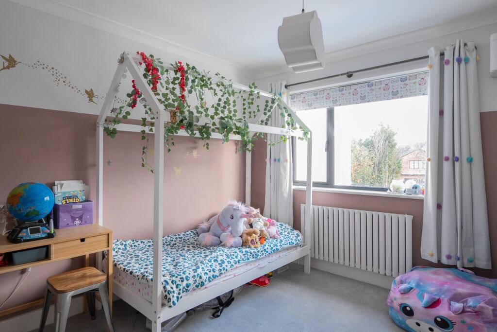 Additional image 31 of Robinswood Crescent, Penarth