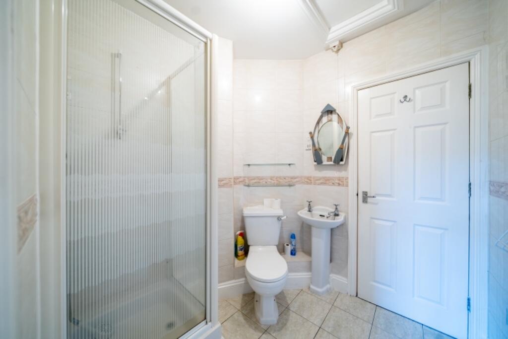 Additional image 14 of Meols Drive, CH47