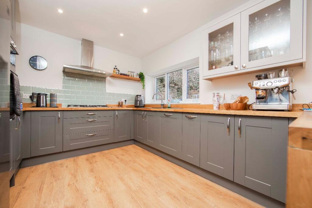 Additional image 13 of Brynyderw, Oakland Street, Bedlinog, Treharris