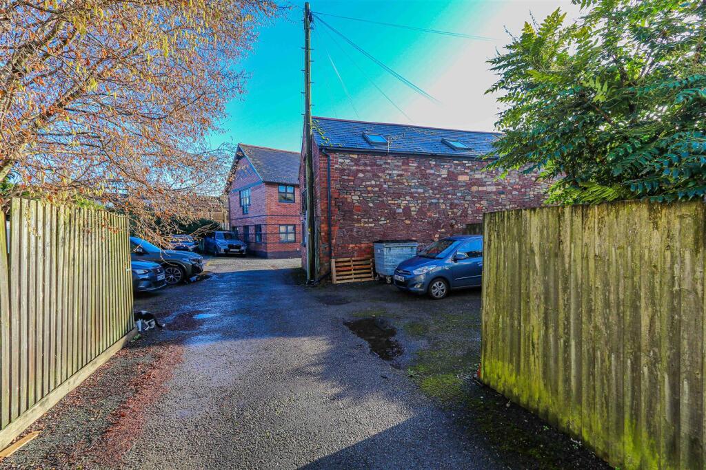 Additional image 10 of Ty Cefn, Canton