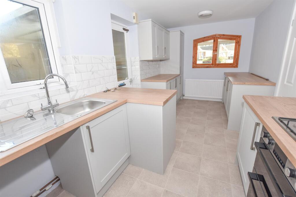 Additional image 8 of Arkwood Close, Spital