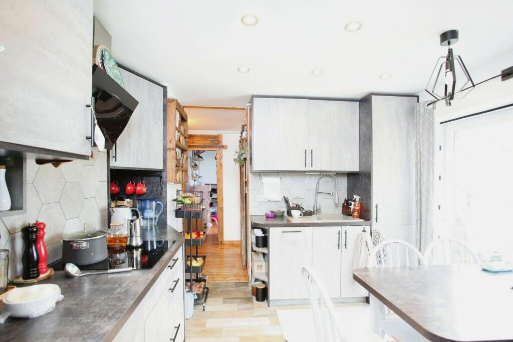 Additional image 4 of Moorland Crescent, Beddau, Pontypridd, CF38
