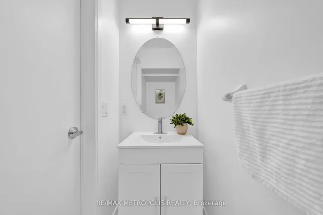 Additional image 35 of 295 Village Green Sq Unit TH55