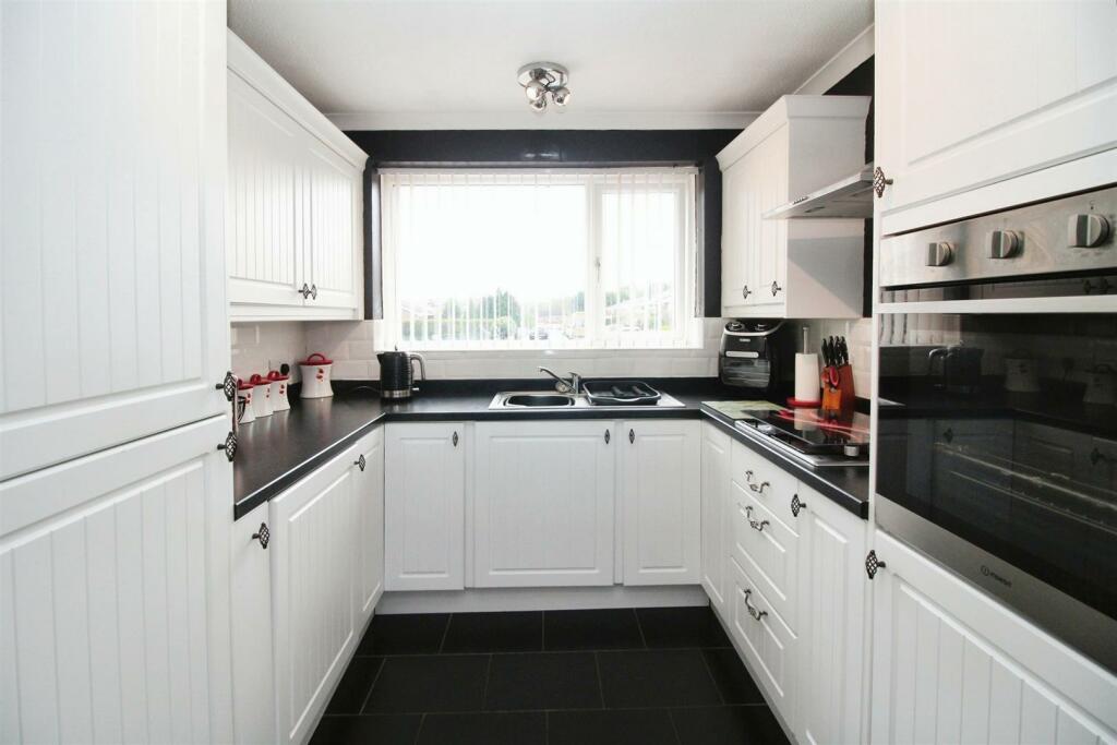 Additional image 19 of Oakdale Drive, Bradford, BD10 0JF