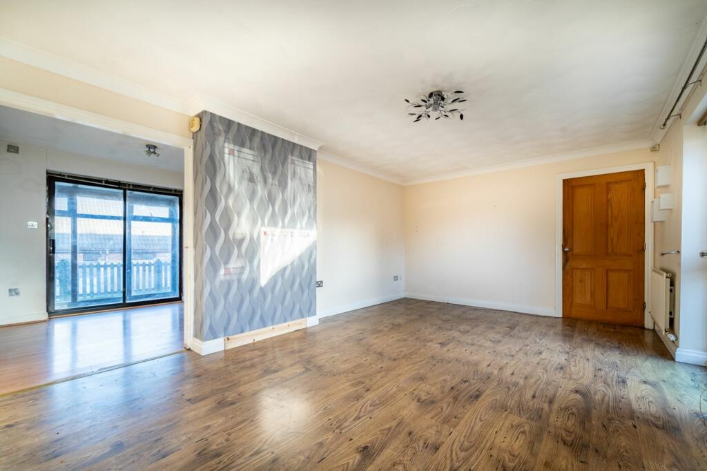 Additional image 3 of Mill Croft, Oakenholt, CH6