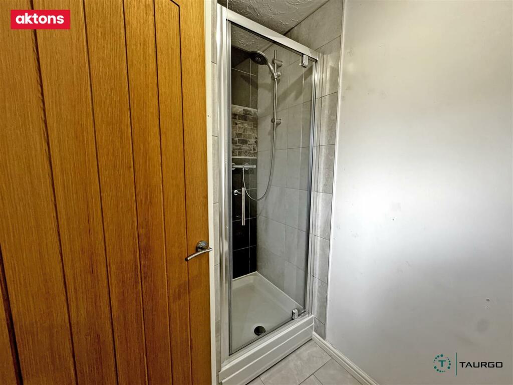 Additional image 26 of Trem Yr Efail, Ystrad Mynach, Hengoed