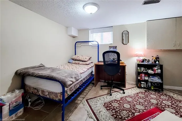 Additional image 38 of 36 Mapes Ave