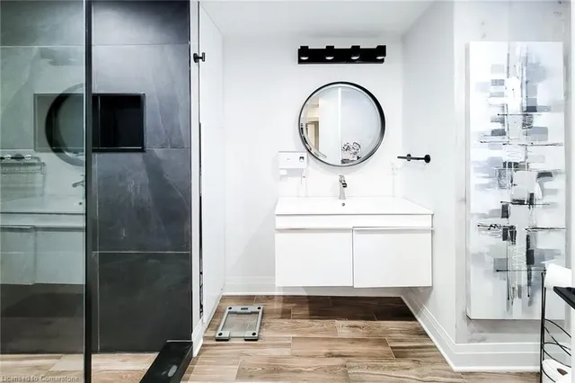 Additional image 23 of 49 Aberdeen Ave